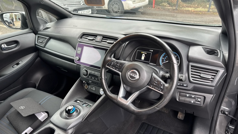 Nissan LEAF 110kW Acenta 39kWh 5dr Auto Electric Hatchback